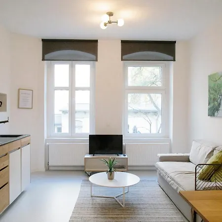Madflats Hotel-Apartments S-Bahn Friedenau Berlijn Buitenkant foto