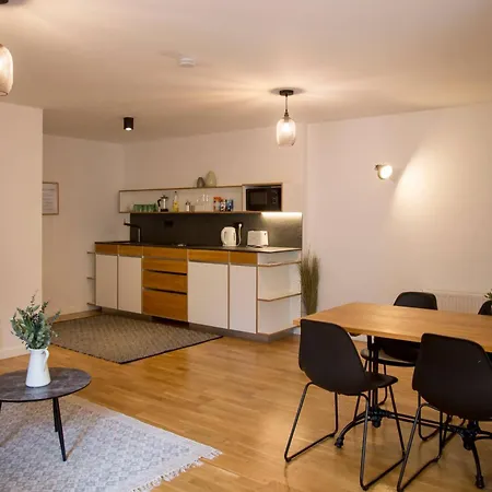 Madflats Hotel-Apartments S-Bahn Friedenau Berlijn Kamer foto